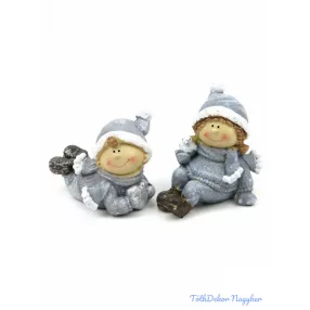 Téli gyermek figura 