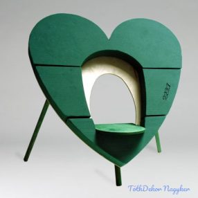   Oasis Bioline szív kitámasztós tűzőhab 60 cm - Úrnatartóval