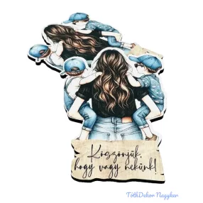 Barna hajú édesanya 2 fiával 9x6,5cm - 2db/csomag