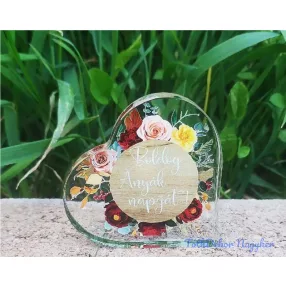 Kis plexi szív  Boldog anyák napját 6,6x6,6cm - Barna