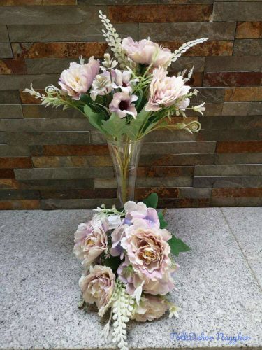 Fodros kis virágos díszítős 7 ágú selyemvirág csokor 28 cm - Világos Lila