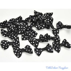Masni fekete pöttyös 3 cm 