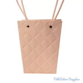   Dombornyomott virág-ajándék táska 13(h) x 9.5(sz) x 15.5(m) cm - Sötét púder