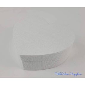 Szív papírdoboz 18x16x8 cm - Bordás Fehér