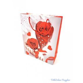 Ajándéktáska 32x25,5x10 cm - Szív mintás 3 B