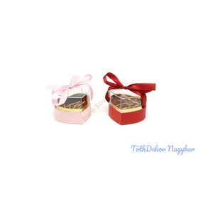   Áttetszű akril fedelű papírdoboz szív 14,5x12,5x11,5 cm - Piros
