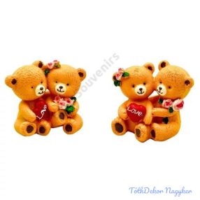 Ülő macipár szívvel 7x8cm