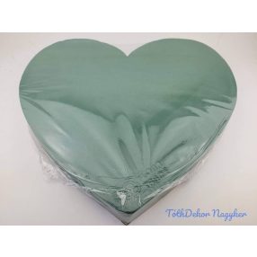 Tűzőhab szív forma fa alapon - Teli 47 cm