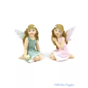 Fehér szárnyú tündérlány figura