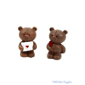 Barna maci figura rózsával 4cm