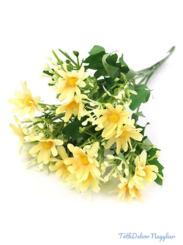 Szeldelt virágú margaréta csokor bogyóval 33cm - Krém