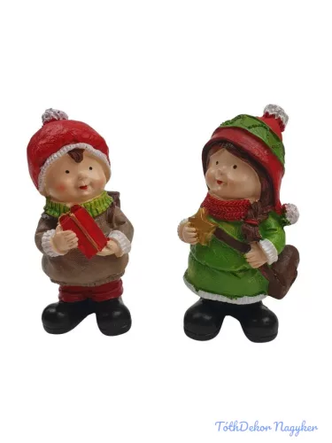 Piros sapkás téli gyerekek