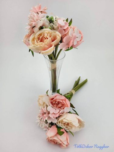 Ranunculus vegyes csokor 28 cm - Rózsaszínes barack