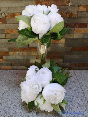Peónia 8 szálas kötegelt selyemvirág csokor 31 cm - Fehér